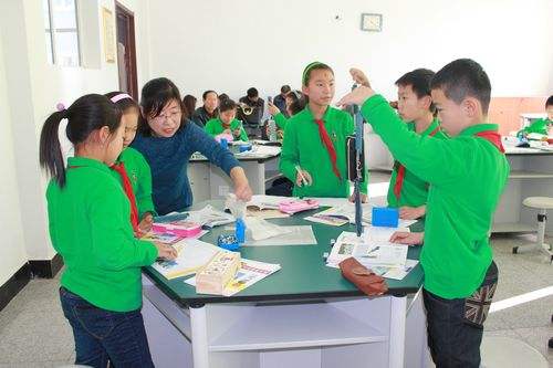 初中畢業(yè)可以去學(xué)小學(xué)教育嗎