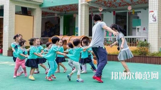 成都2020年初中生讀什么幼師學(xué)校最好