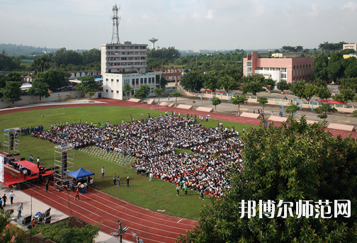 湛江2020年男生讀什么幼師學校