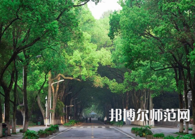 2023年華中師范大學(xué)報(bào)名條件、招生對(duì)象